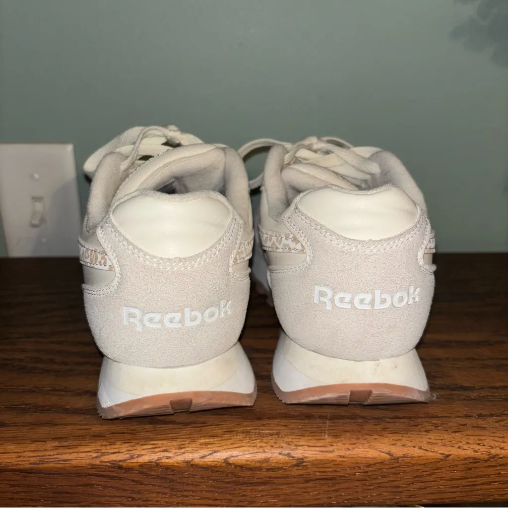 Reebok Women’s Classic Leather Sneakers Off White With Leopard Print Accent Sz 8 - Image 6