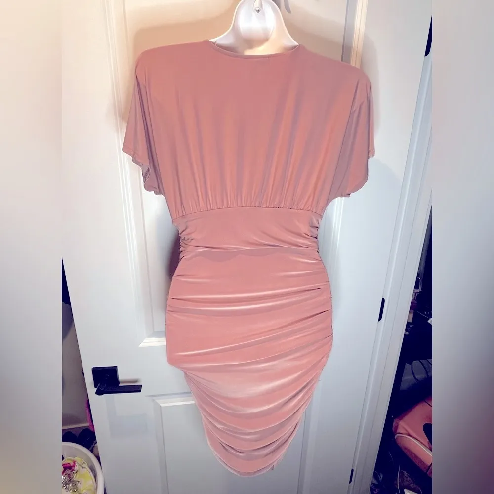 Forever 21 sexy silky smooth dress - Image 3