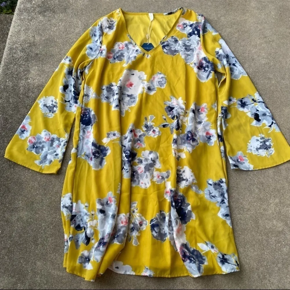 Pinkblush V Neck Chiffon Floral Dress NEW - Image 2