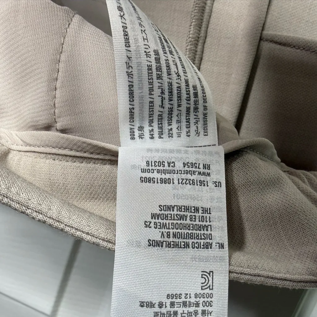 Abercrombie & Fitch Women's Wide Leg Trousers in Sand - XL Long - Image 7