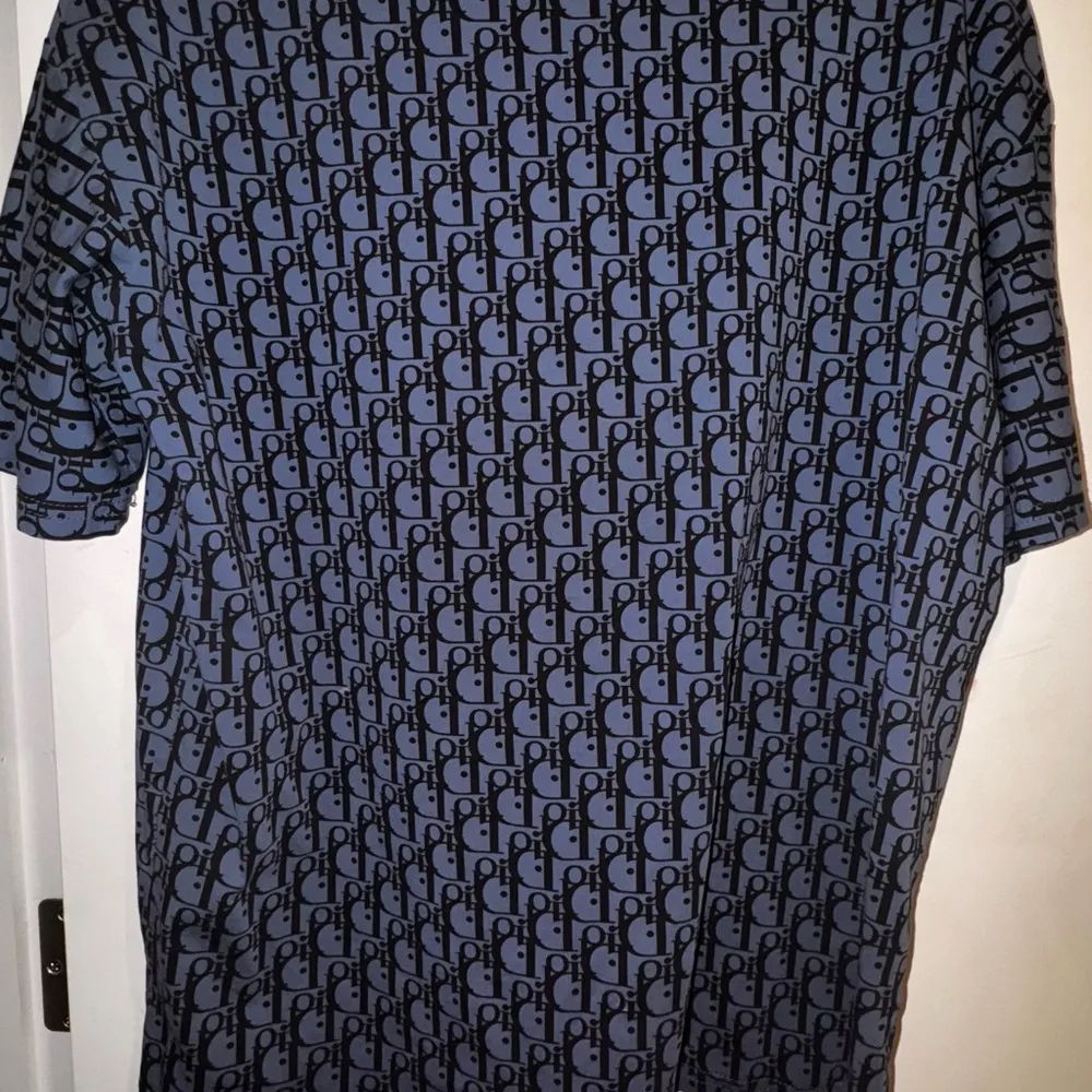 Blue T shirt with Logo Size M - Image 2