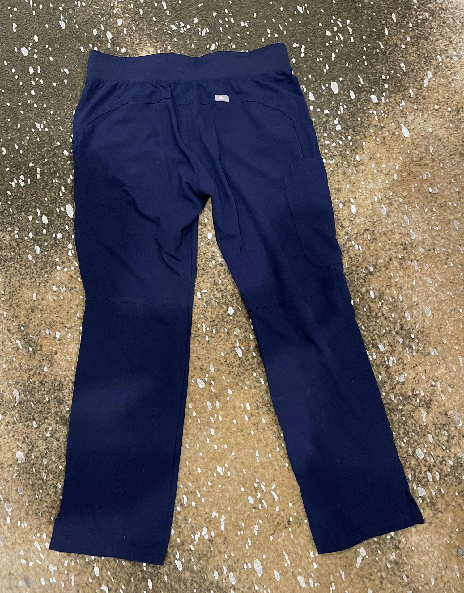 FIGS Kade Cargo Scrub Pant - Image 6