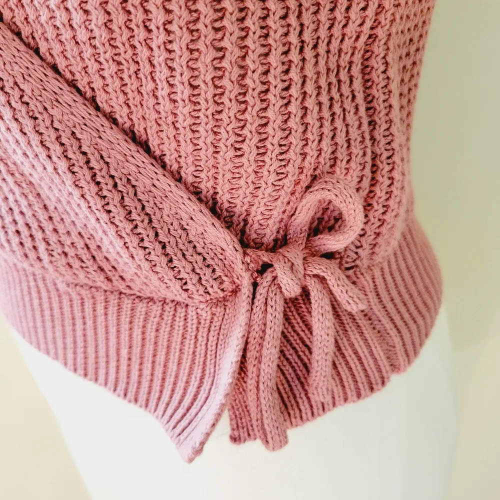 Moon & Madison blush wrap sweater tank size small - Image 6