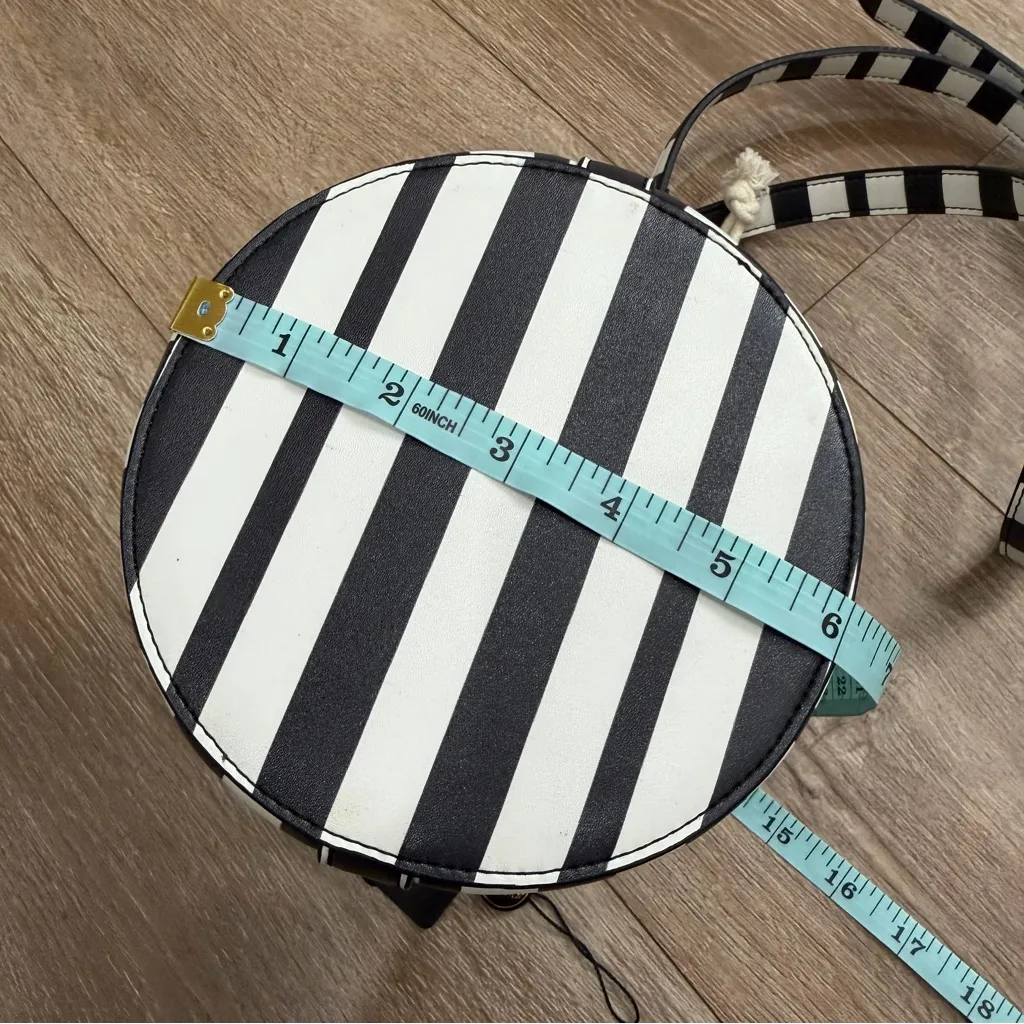NWT Lionel Black & White Striped Bucket Bag Drawstring Crossbody Handbag - Image 12