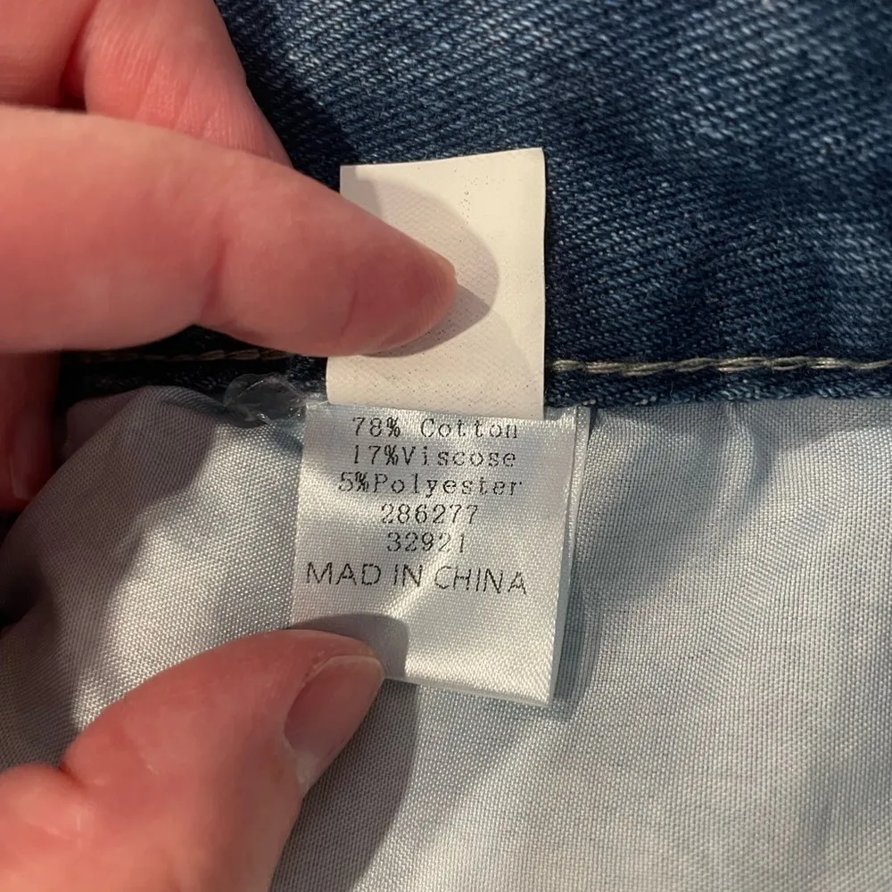 Unbranded Junior's L Distressed Patched Straight Leg Taper Ankle High Rise Jeans Blue Size undefined - Image 5