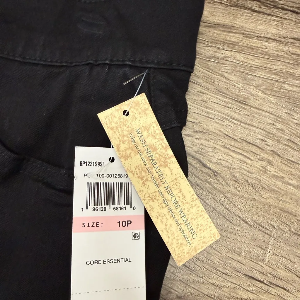 Democracy Ab"solution® Itty Bitty Bootcut Black Jeans size 10P NWT - Image 8
