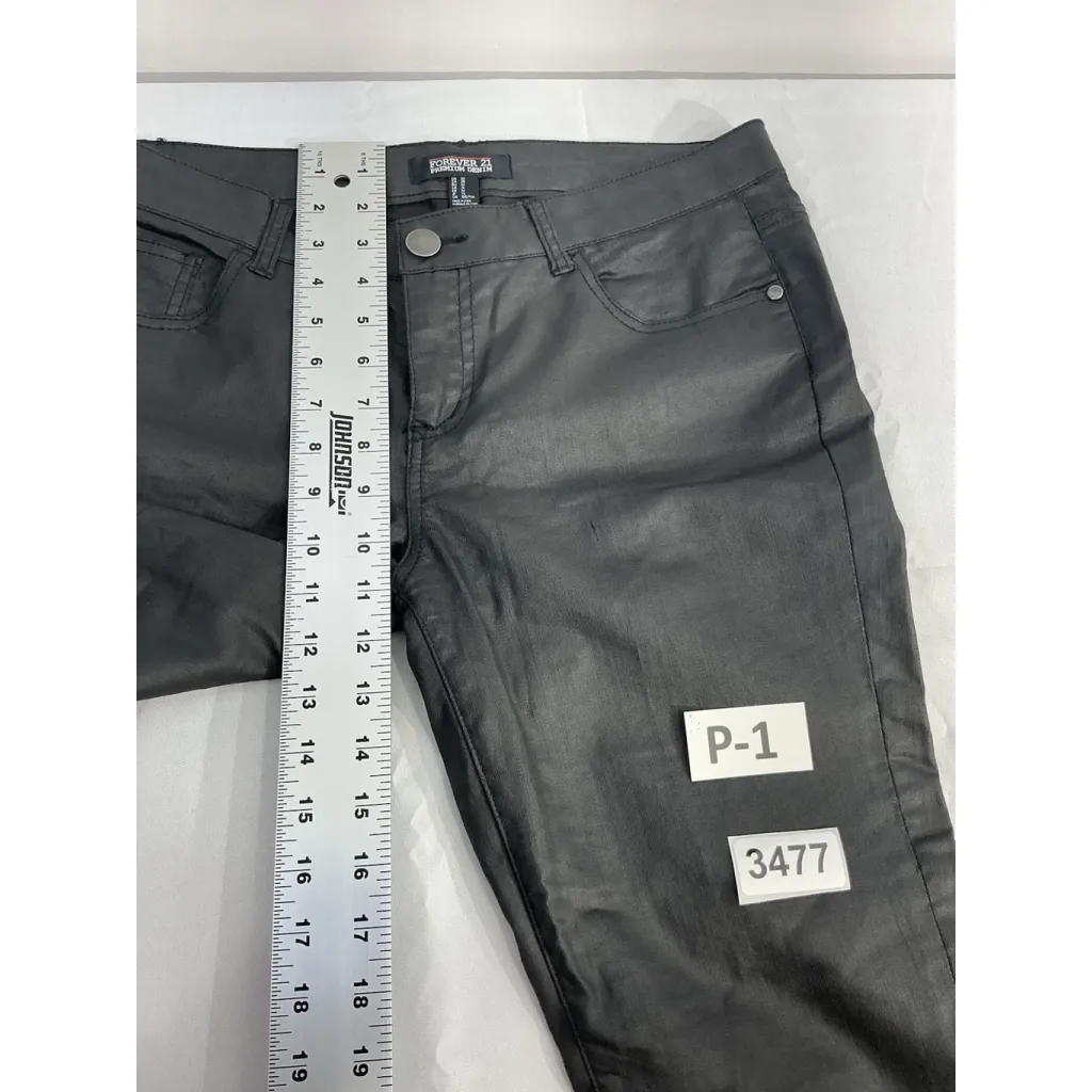 Womans Forever 21 Premium Denim Size 29 Black Shiny Pants - Image 7