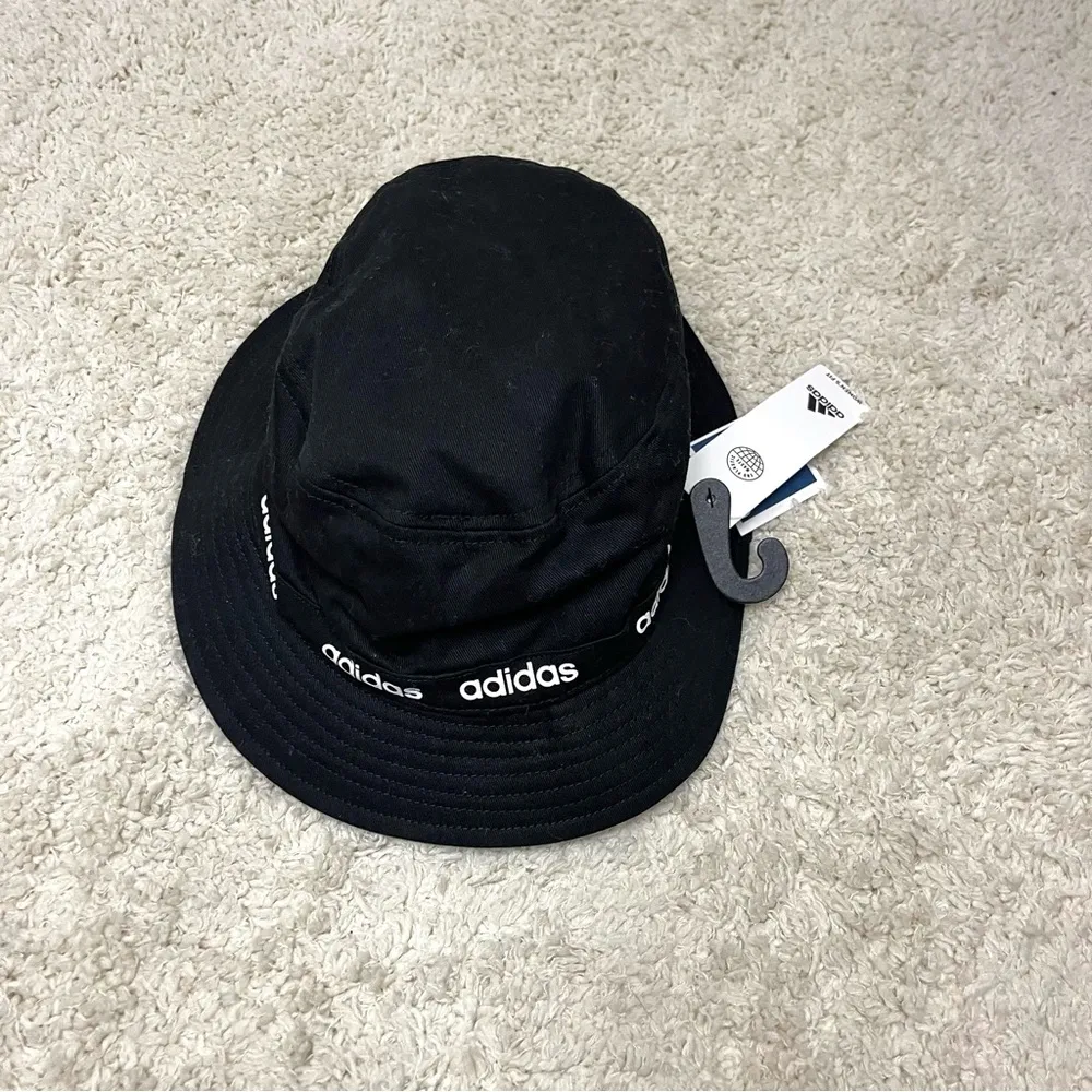 Adidas  bucket hat - Image 7