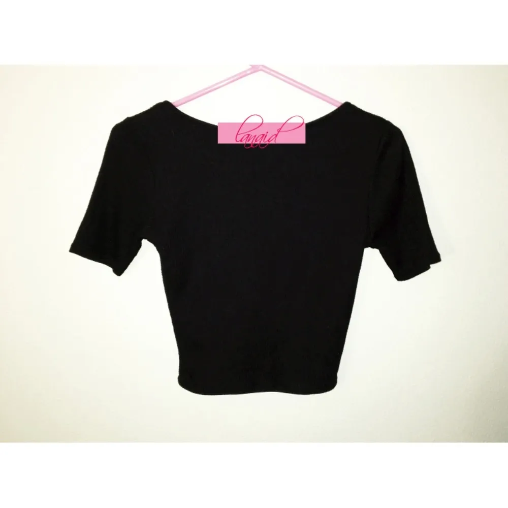 Ribbed Quarter-Sleeve Crop Top S - Image 3