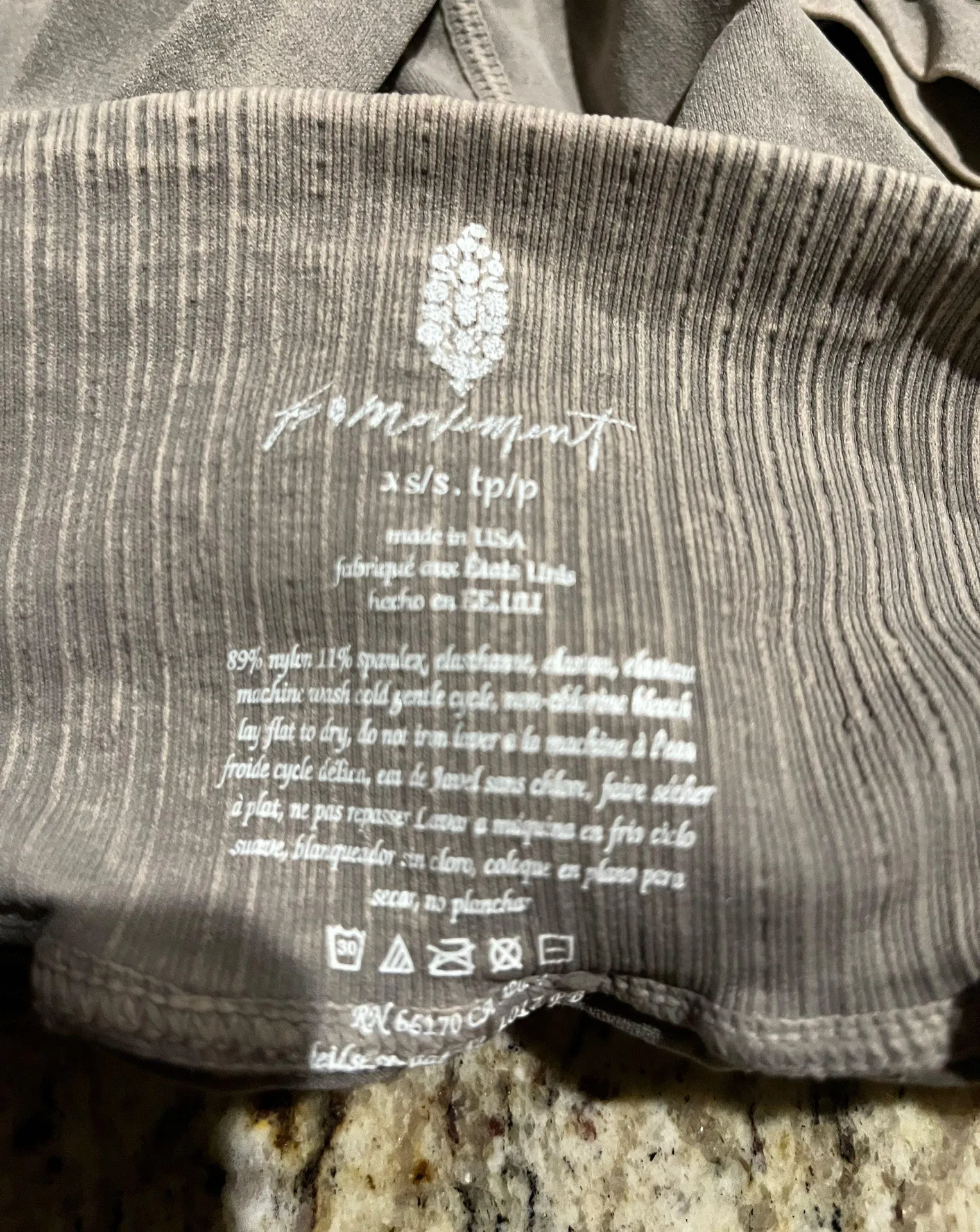 Movement Good Karma Flare Leggings Size XS - Image 7