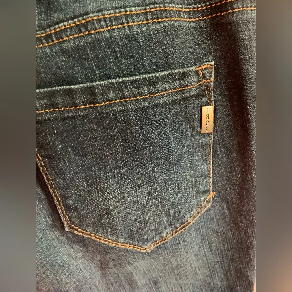 1822 Size 8 Women’s Jeans Slim Ankle Length Dark Blue Wash Denim - Image 4