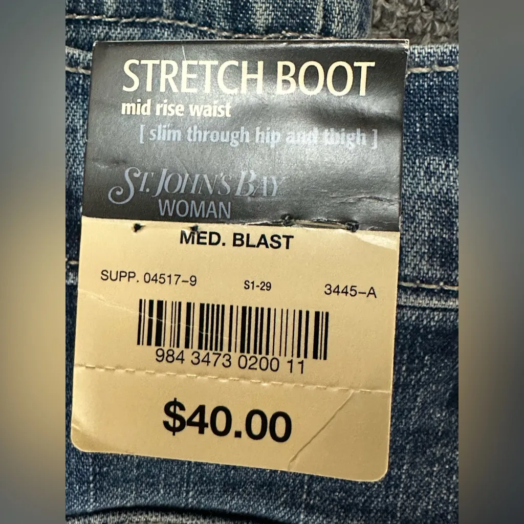 Size 22 women petite NWT St John’s Bay women denim - Image 3