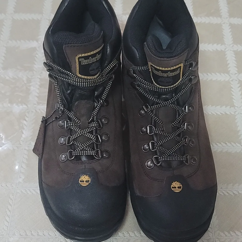 Men's Timberland Chocorua Trail Waterproof Hiking Boot Brown /Black - Image 2