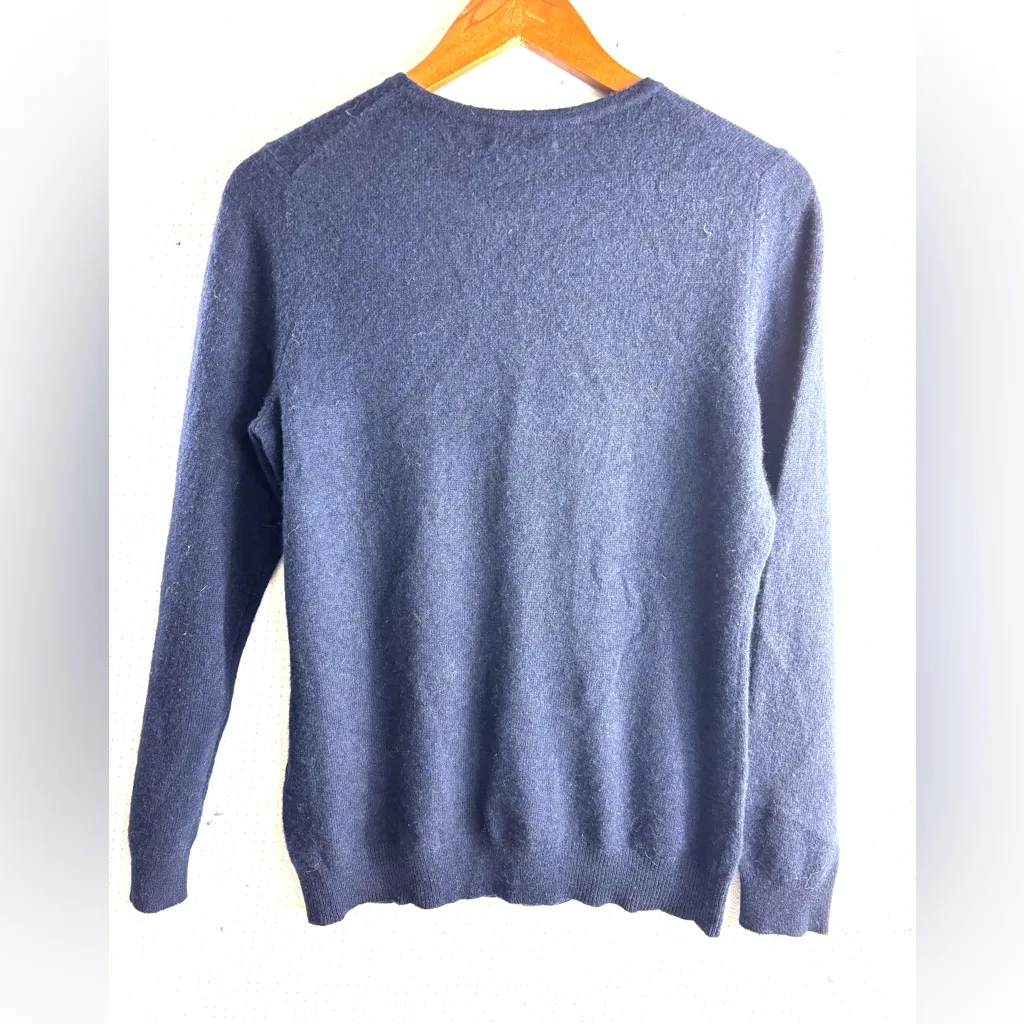 Charter Club Luxury M Cashmere Crew Neck Sweater in Dark Navy - Image 2