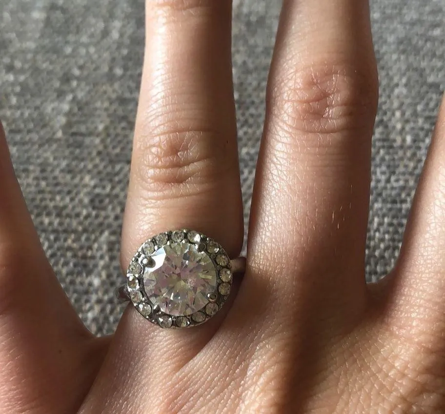 Francesca’s size 7 silver ring - Image 3