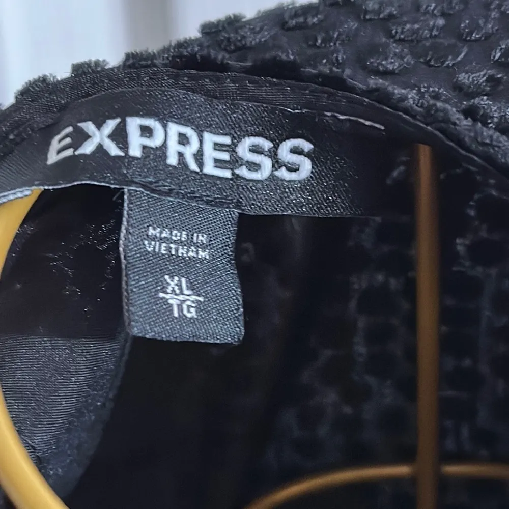 NWOT Express Black Polka dot Textured puff sleeve Mini long sleeve Dress XL - Image 2