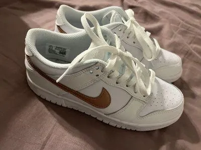 Nike Dunks - Image 2