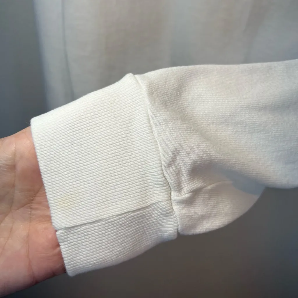 Brandy Melville Malibu California USA Cropped T-Shirt White Long Sleeve  FLAW OS - Image 6