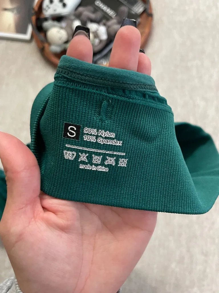 Amazon Green Workout Set  - Image 4