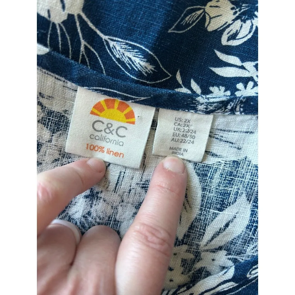 C & C California Blue and White Linen Floral Top - Image 5