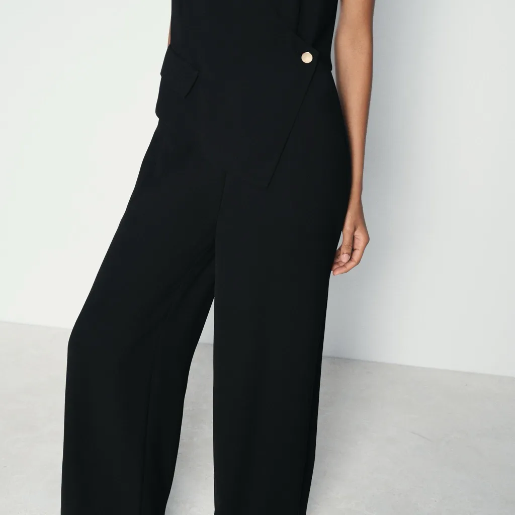 Zara Long Crepe Vest Jumpsuit in black Woman’s Size Large - Image 8