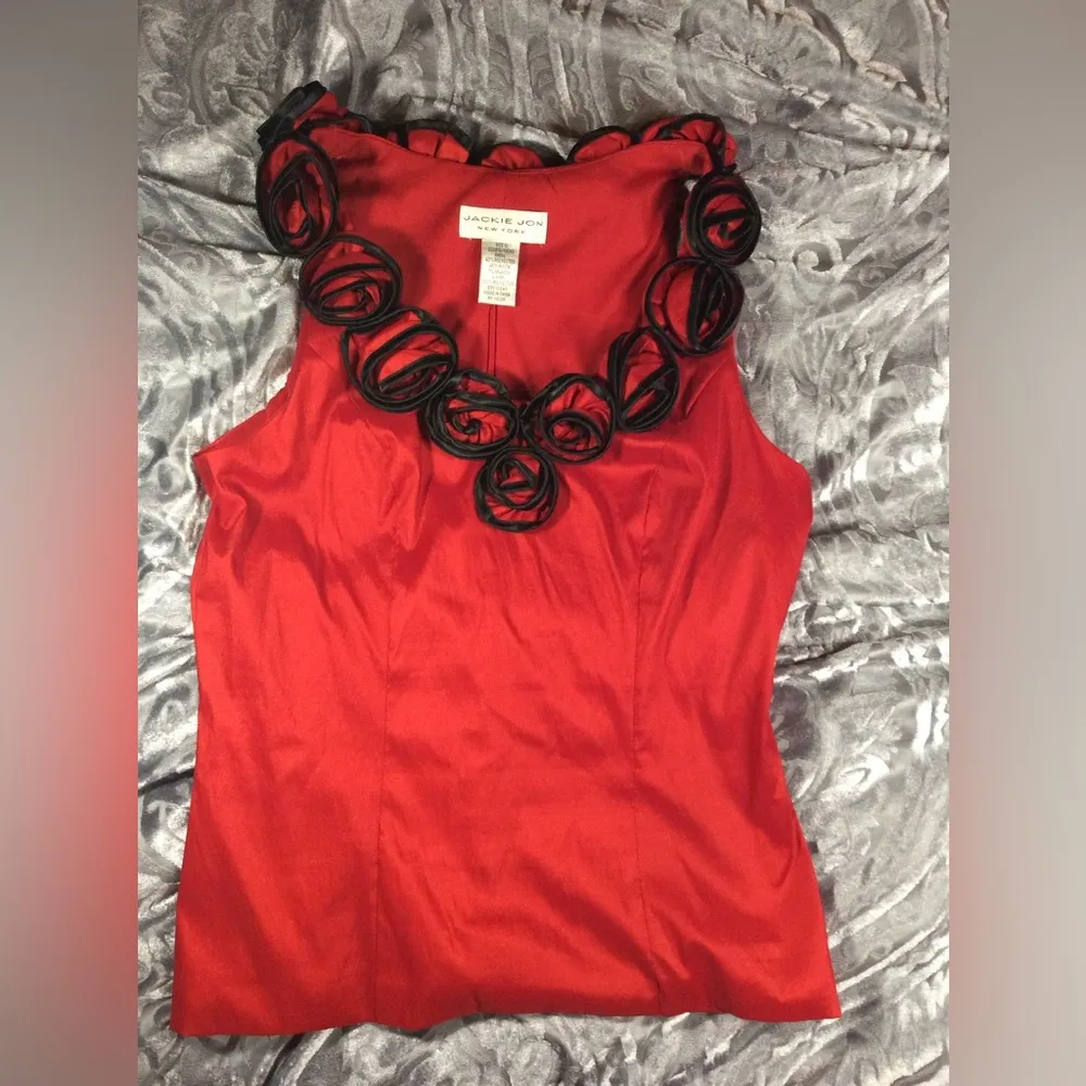 Rose Embellished Dressy Sleeveless Red Top Medium - Image 6