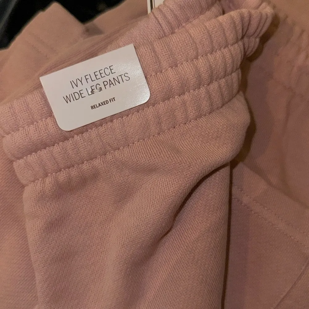 PINK‎ new  
IVY FLEECE WIDE-LEG SWEATPANTS - Image 3