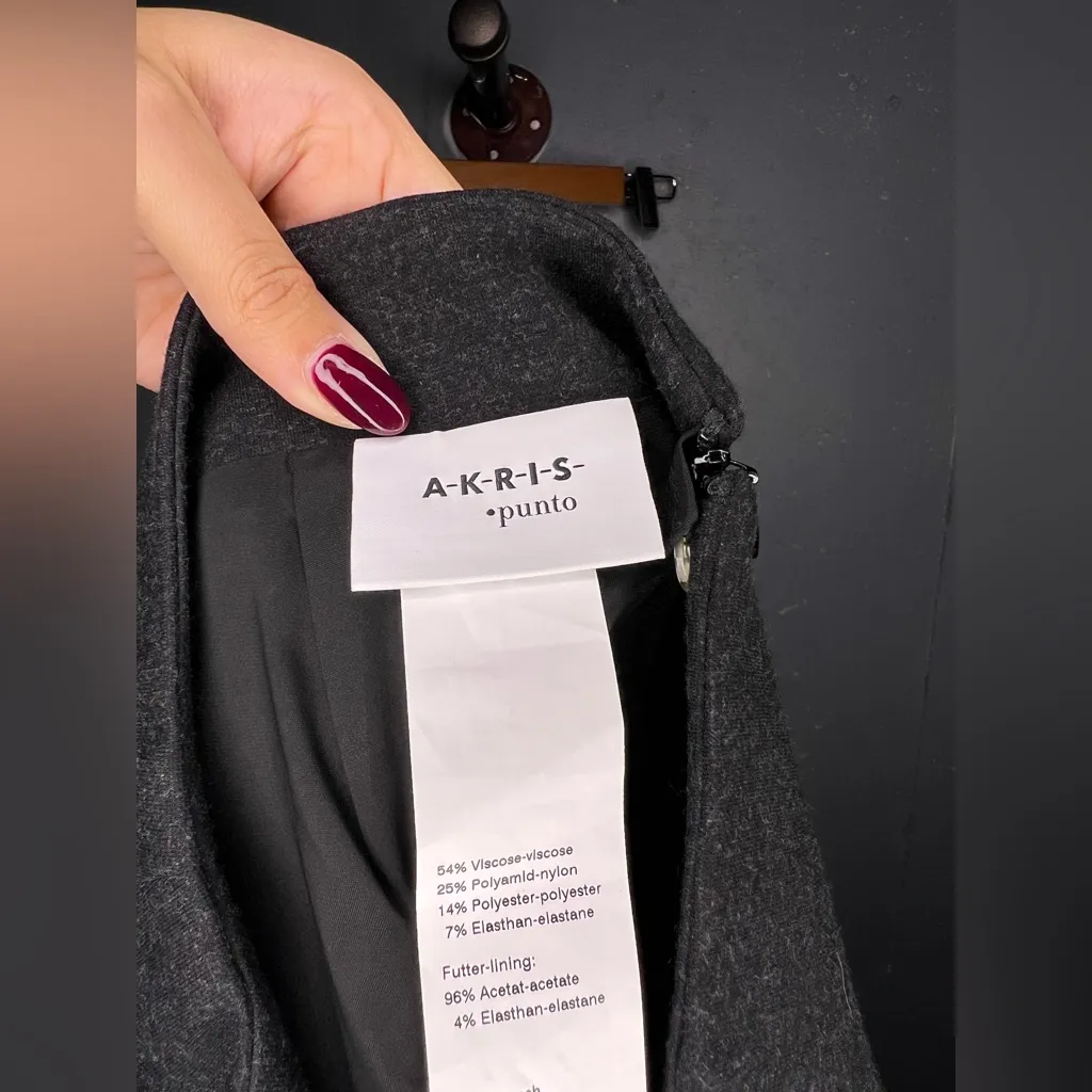 Akris Punto Charcoal Pencil Skirt - Image 3