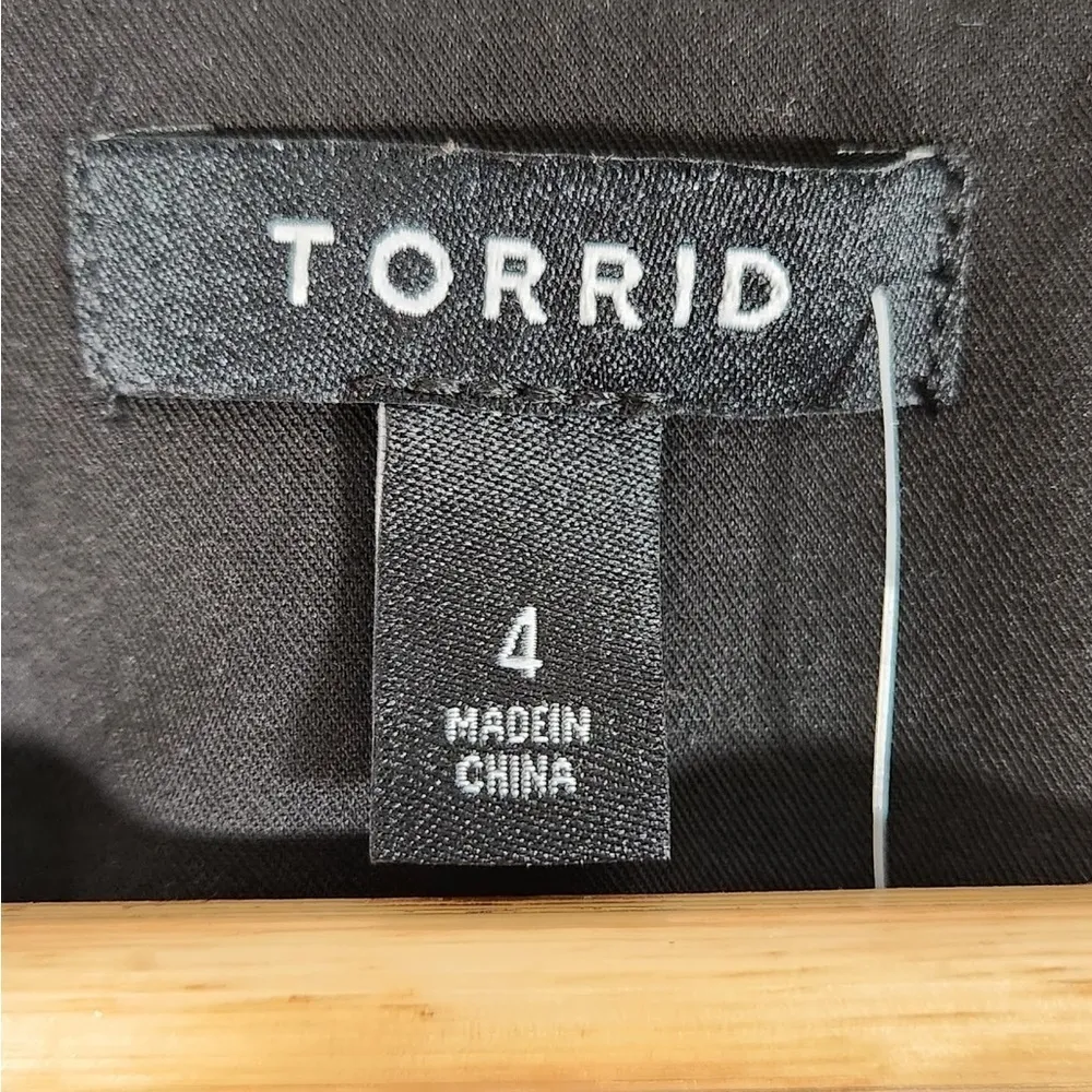 Torrid Studio Crepe Blazer Size 4X/26 NWT - Image 5