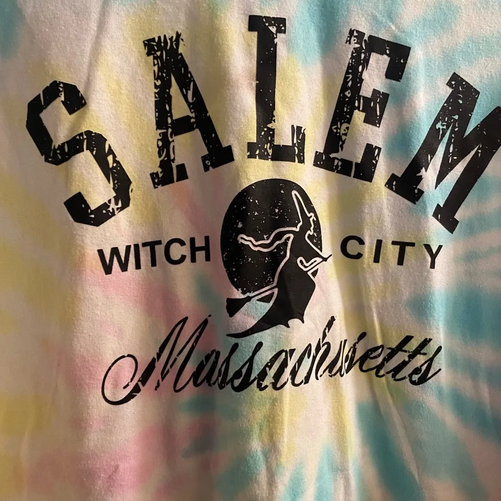 Women’s Long Sleeve T Shirt XL Salem MA Witch City Pastel Tie Dye Bust 44” Blue - Image 2