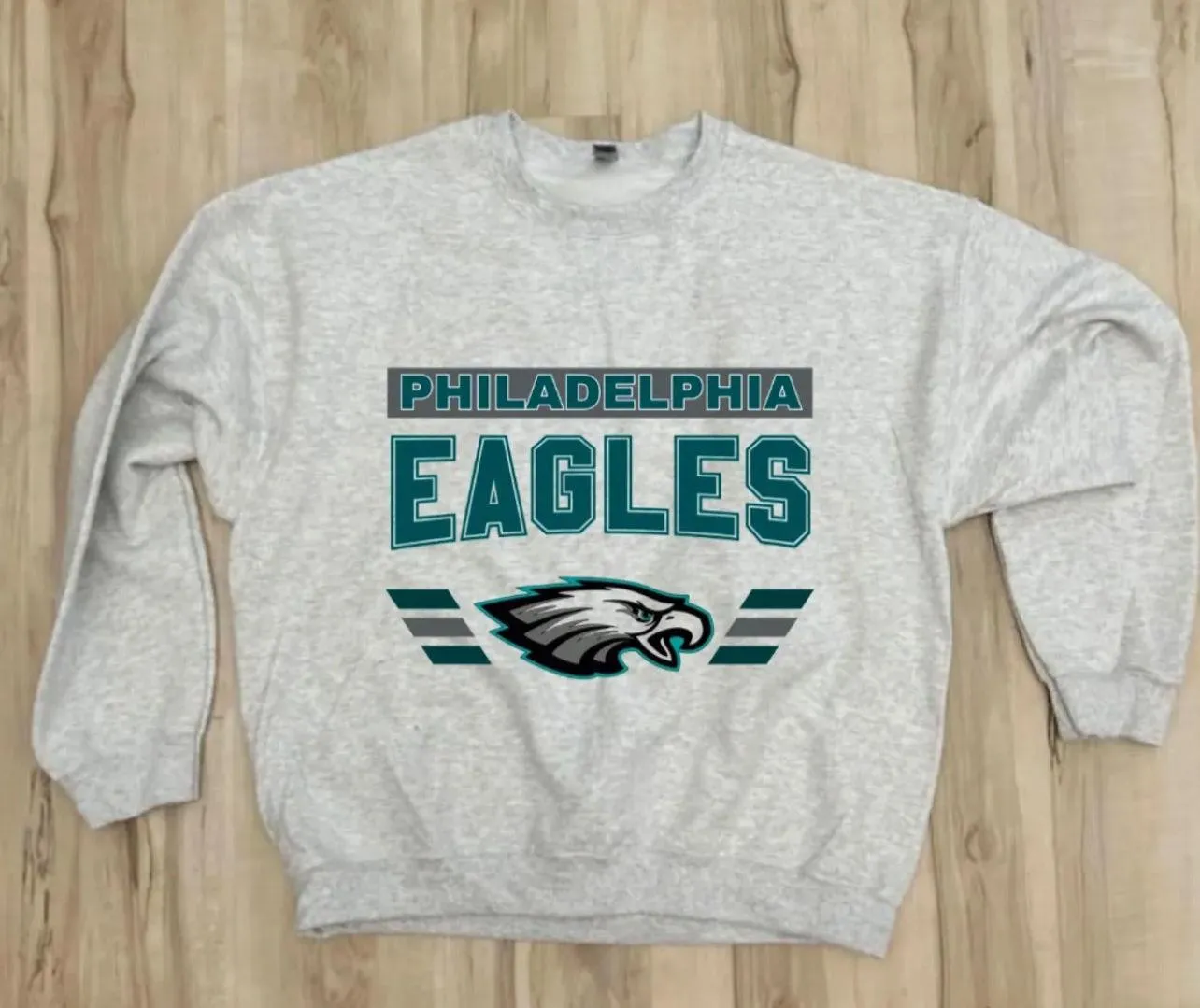 New Boutique Philadelphia Eagles Crewneck Sweatshirt - Image 4