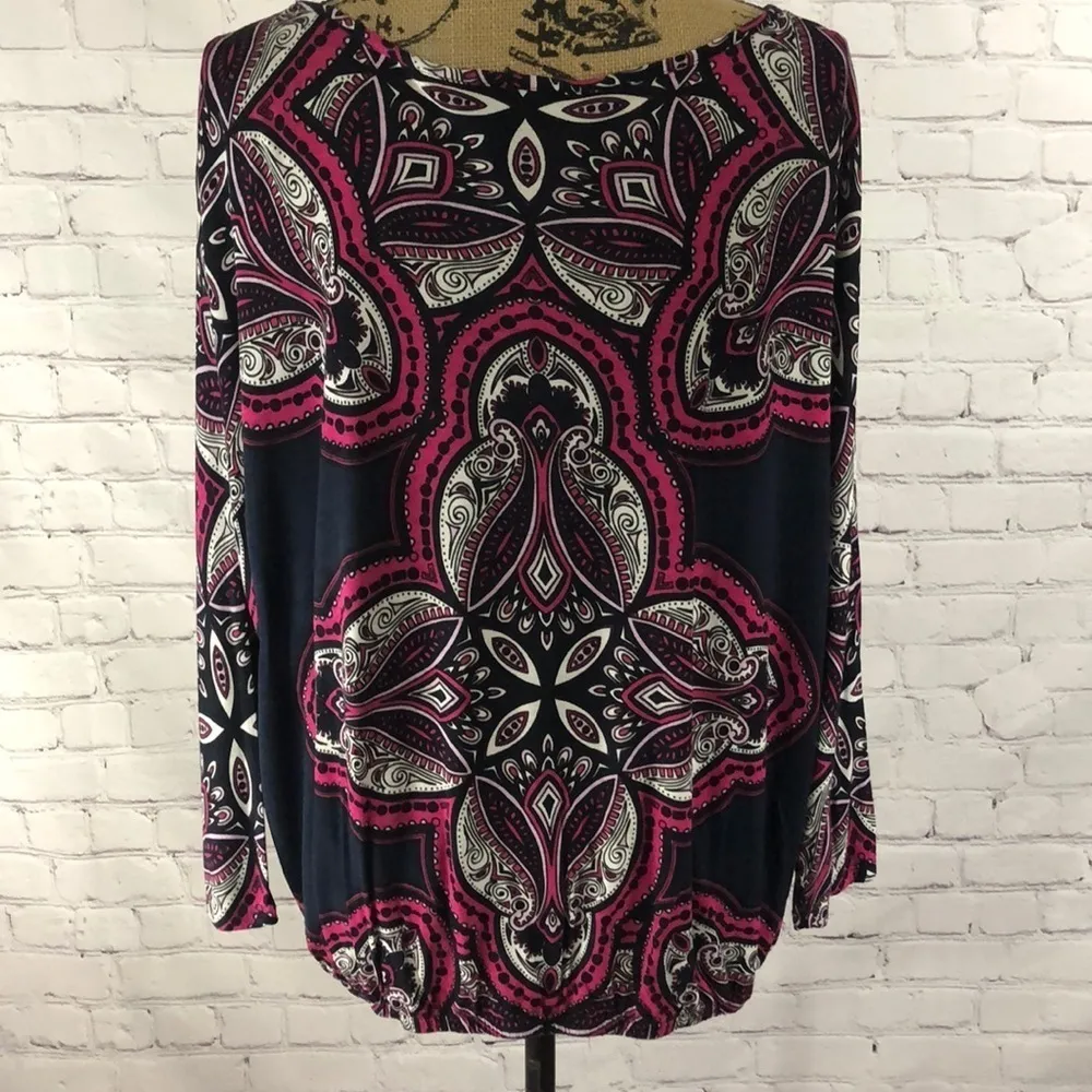 International concepts Paisley Print Top with silver grommets Blue Size 0X - Image 3