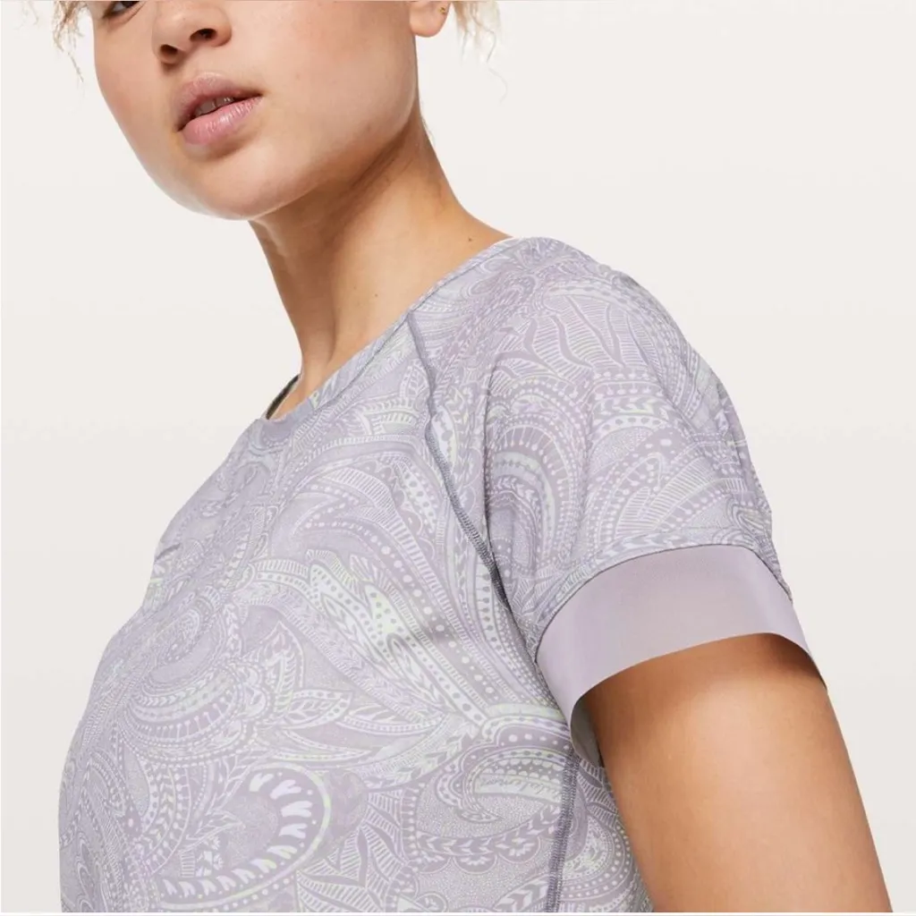 Lululemon Stripe in Stride Paisley Crop Top - Image 4