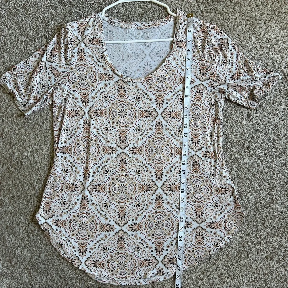 🦋 Maurices 24/7 Flawless Medallion Tunic Tee Casual Soft Comfy Summer Large - Image 7