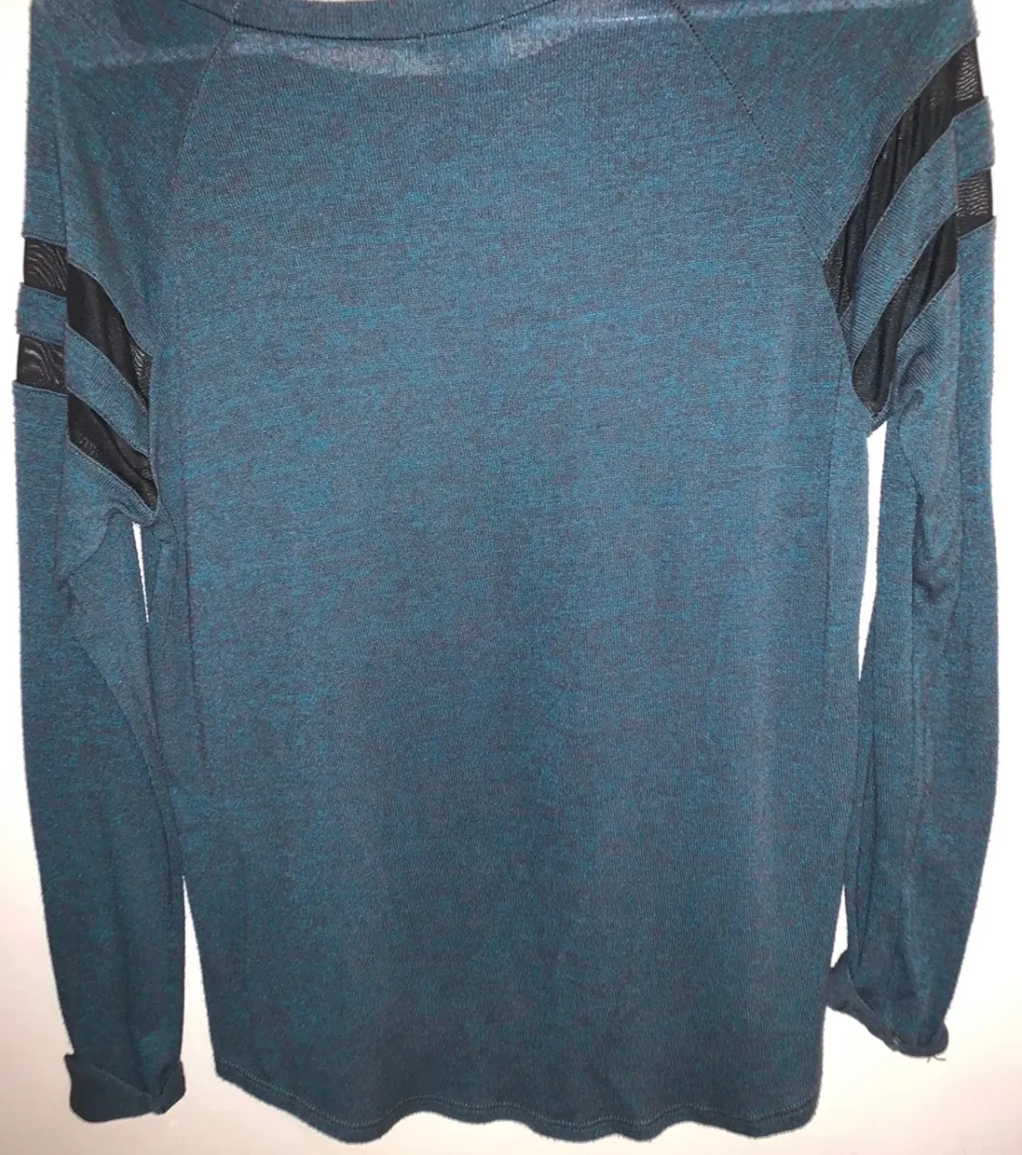 Dark green long sleeve top - Image 6