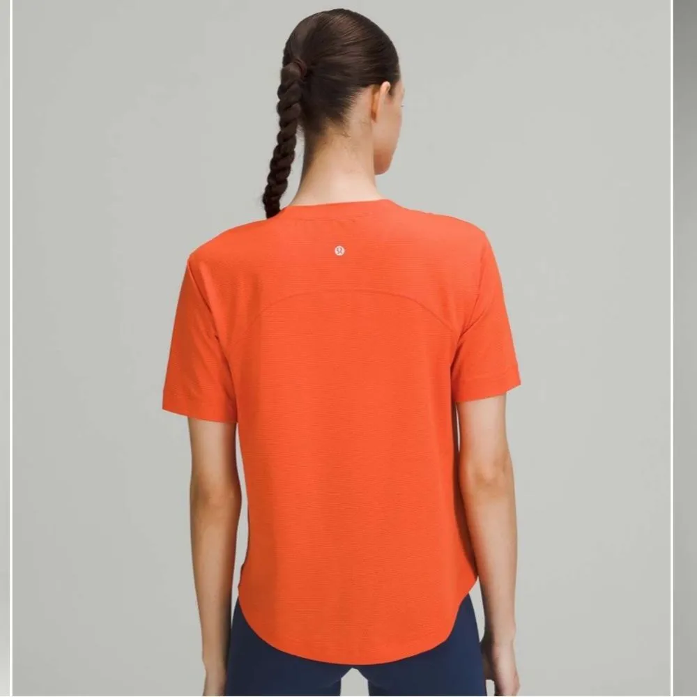 Lululemon Size 6 Tough Training Crewneck T-Shirt
Warm Coral Orange‎ Athletic Gym - Image 5