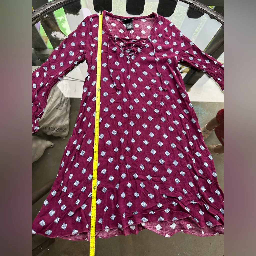 Rue21 Pattern Print Bell Sleeve Mini Dress in Burgundy/White Size XS Rue 21 - Image 3