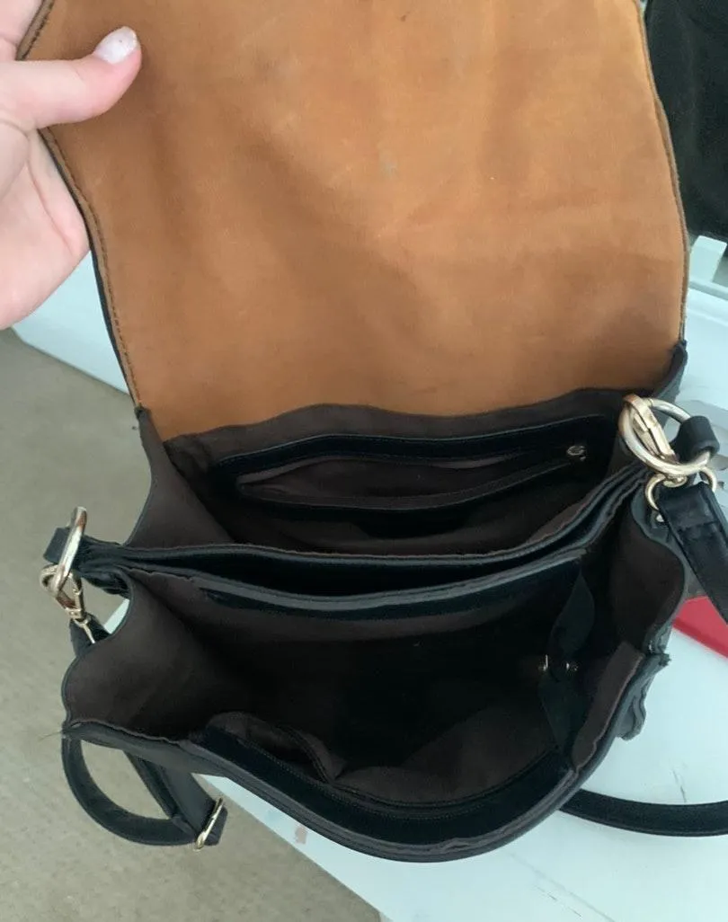 Michael Kors MK Crossbody! - Image 4