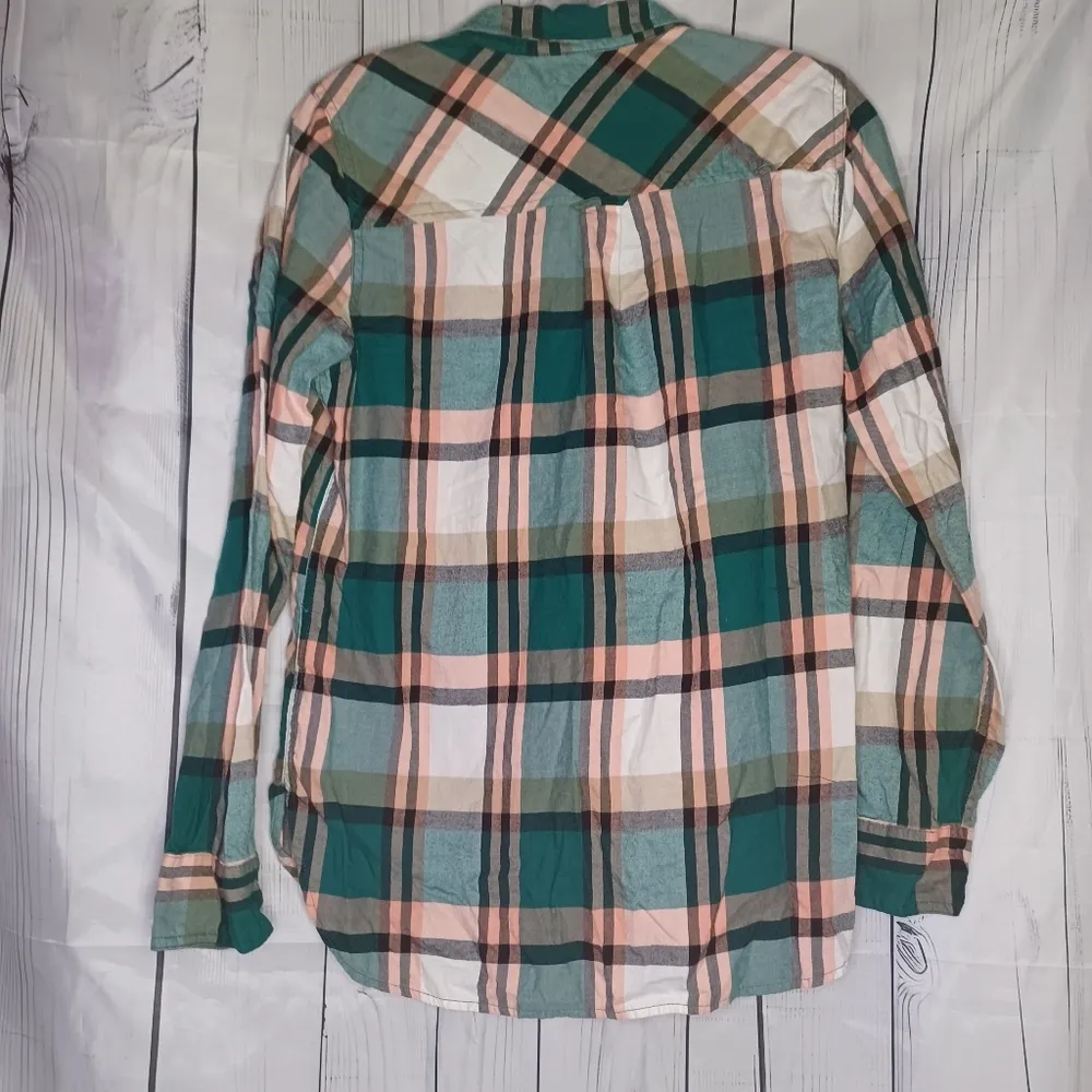 J.Crew Classic plaid button-down 100% cotton shirt - Image 7