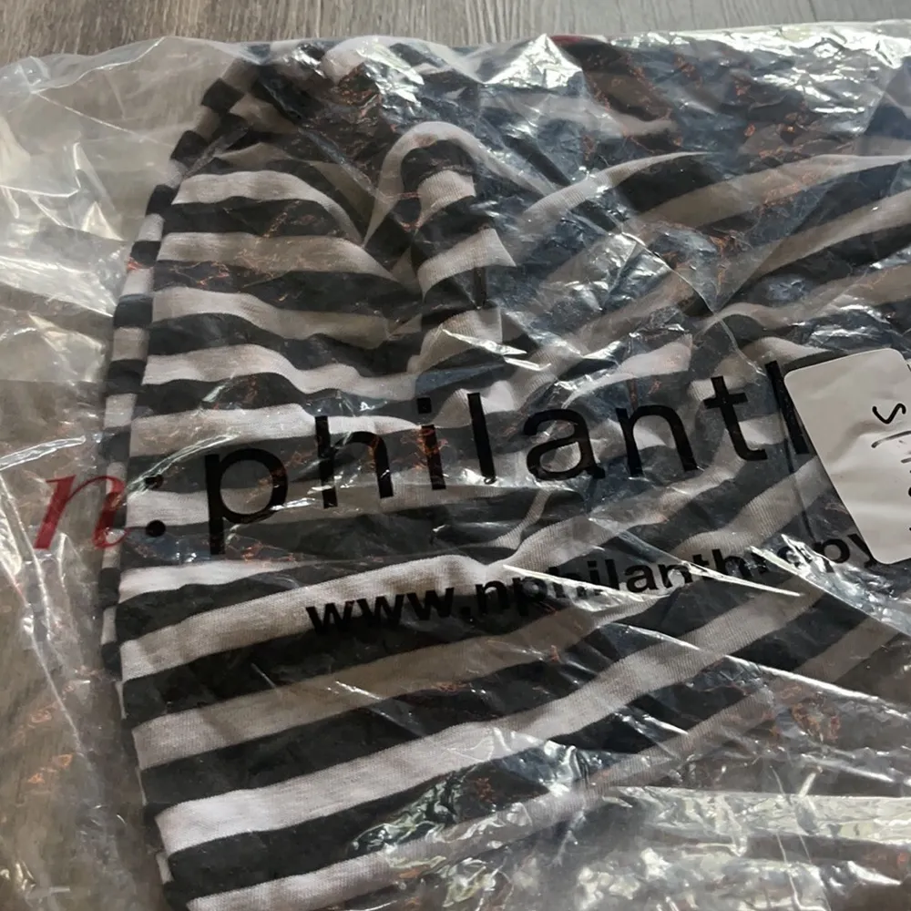 N:Philanthropy Atlas Tee Size Small - Image 14