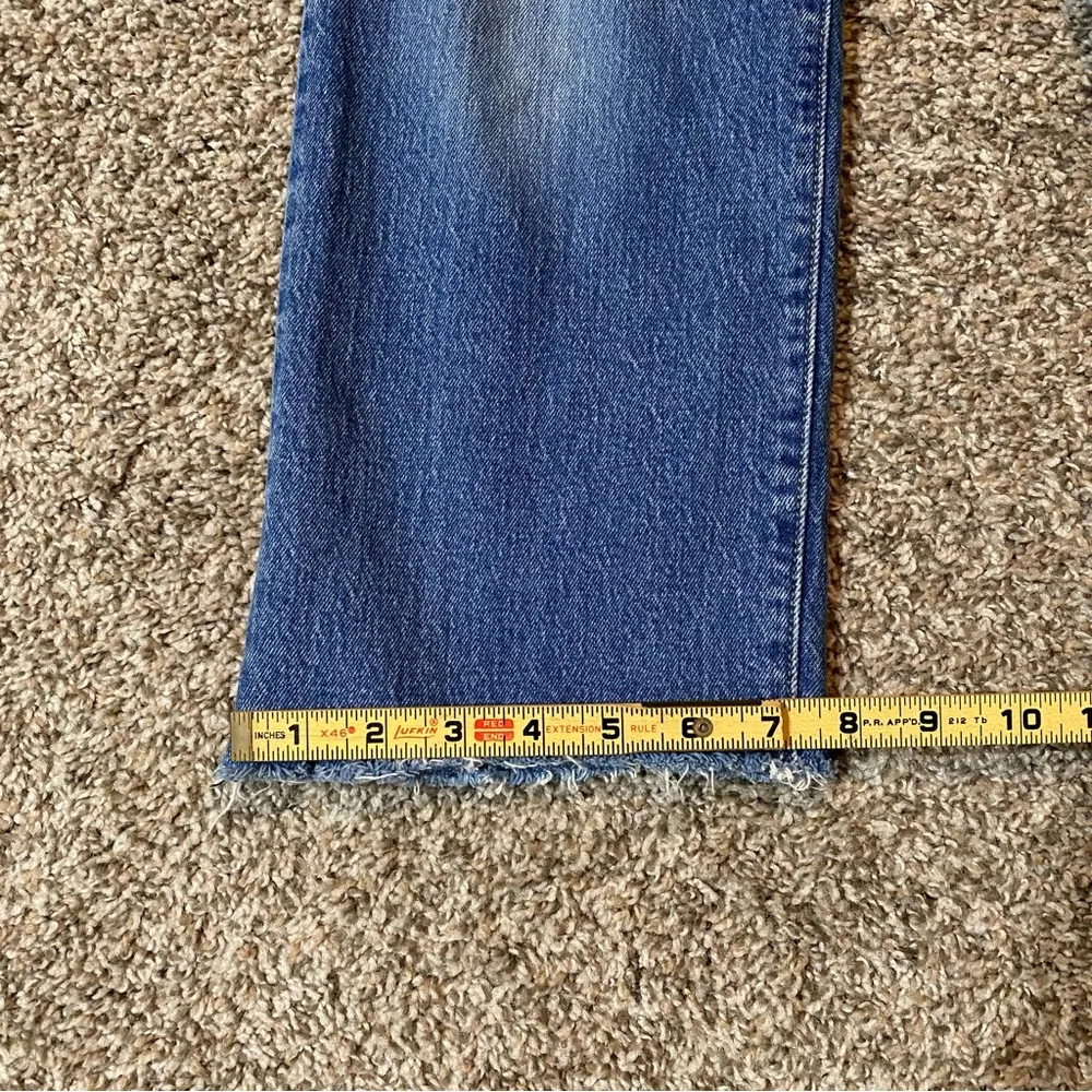 Levi's Premium Ribcage Straight Jeans in Size 25 - Image 14