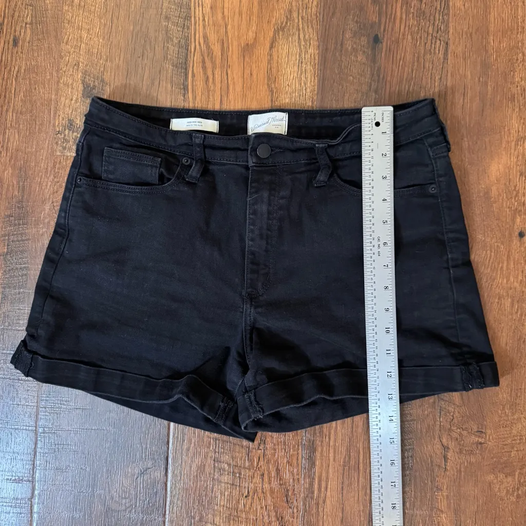 UNIVERSAL THREAD High-Rise Midi black denim shorts, size 12/13R - Image 7