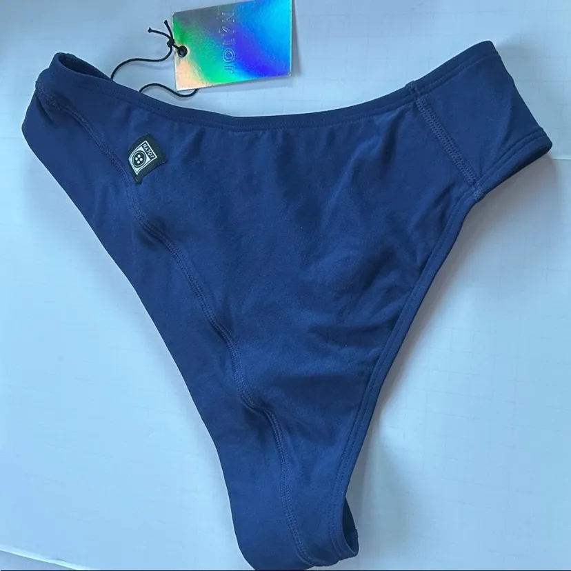 $45 NWT JOLYN ZOE BIKINI BOTTOM in Navy M Blue Size M - Image 2