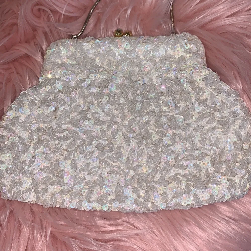 La Regale beaded vintage handbag - Image 2