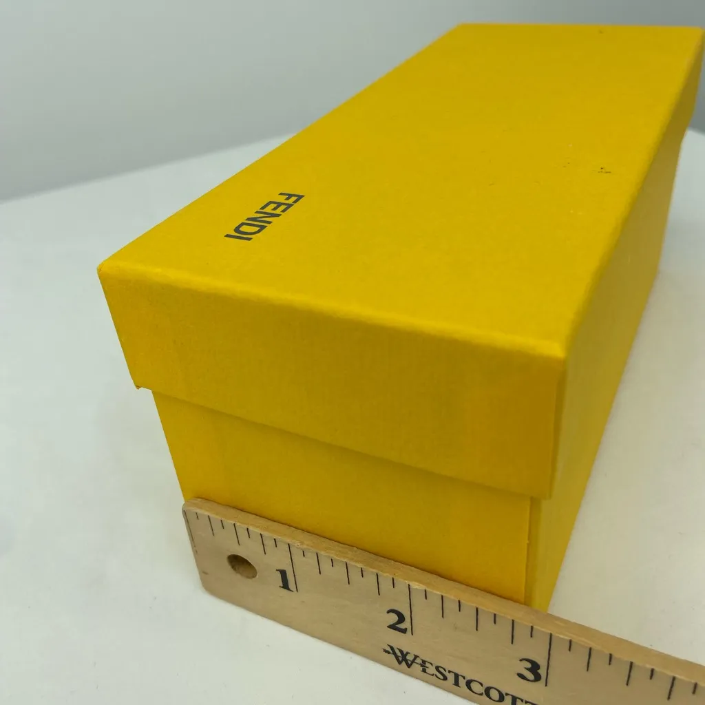 Vintage Fendi Oversized Black Sunglasses with Fendi Case and Fendi Yellow Box - Image 10