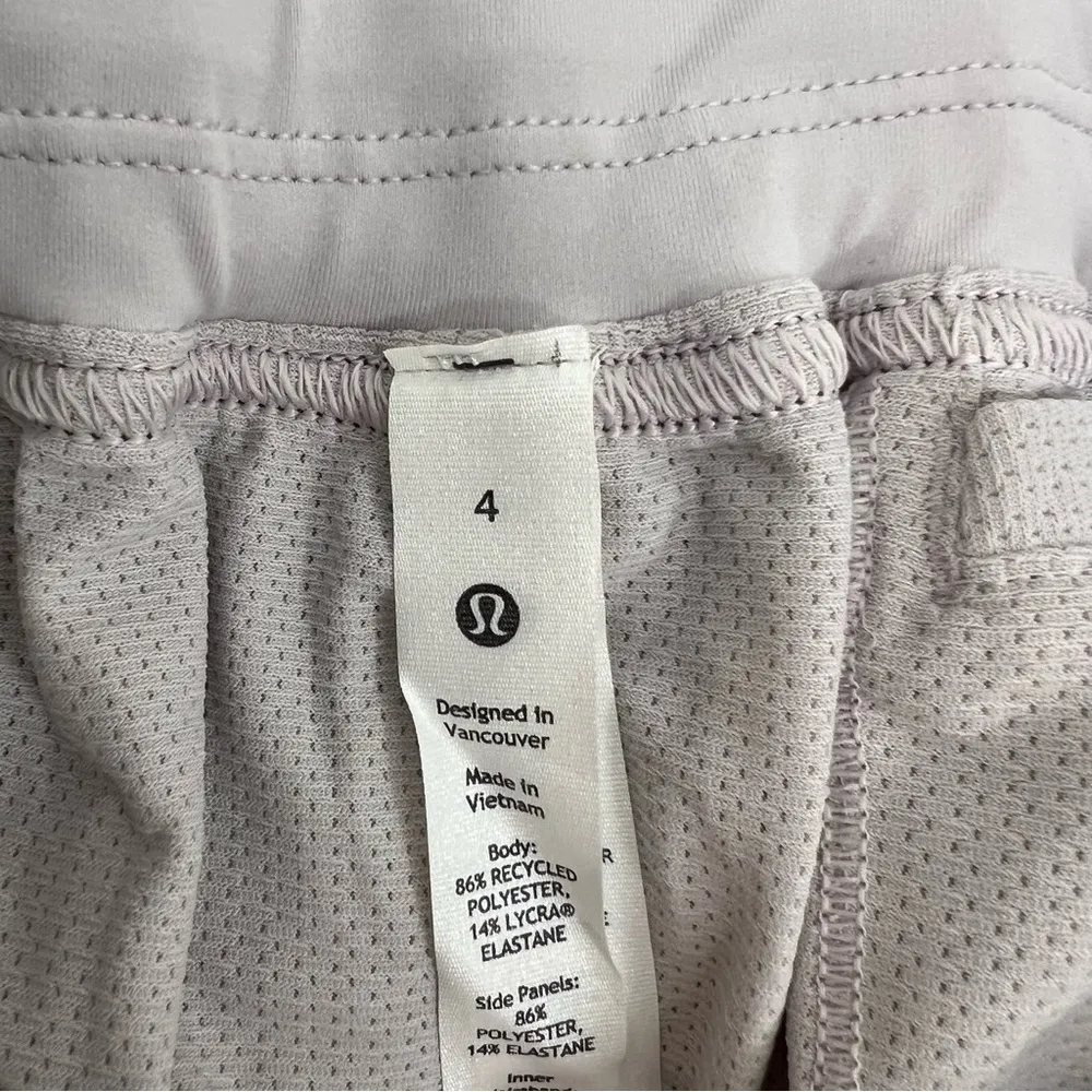 Lululemon Hotty Hot High-Rise Short 4"  Paint Glide Warp Multi/Chrome Size 4 NEW - Image 8