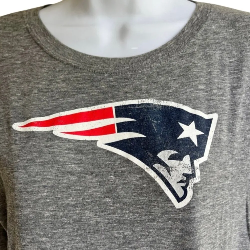 New England Patriots Distressed Gray Women’s T Shirt sz L Touch by Alyssa Milano Size L - Image 4