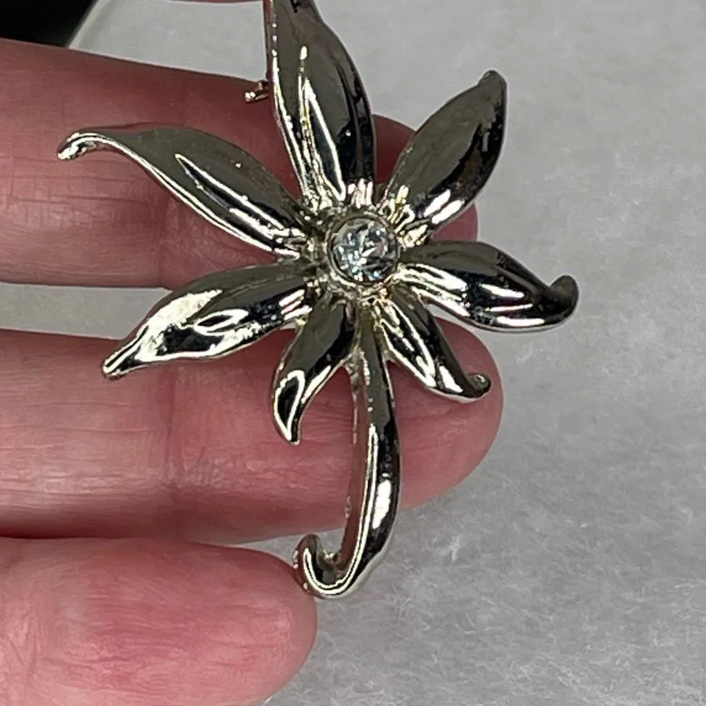 Vintage Japanese Maple rhinestone brooch Silver - Image 3