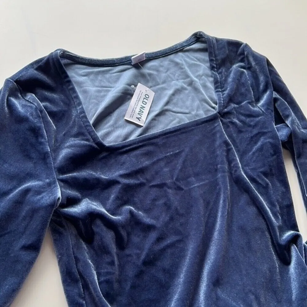 Womens Bodysuit By Old Navy Size M blue Navy long sleeve neck velvet. - Image 8
