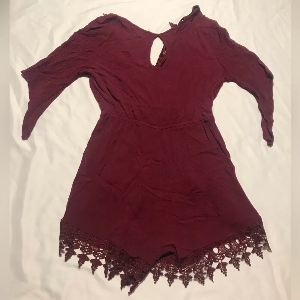 Ambiance Women’s Burgundy Romper 3/4 Sleeve Lace Deep V Cut Romper Size M Size M - Image 8